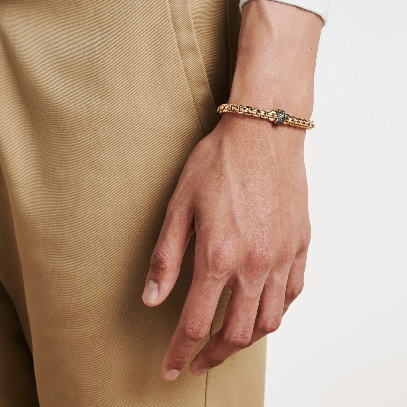 FOPE EKA 18K Gold Flex’it Bracelet with Black Diamond Pavé Rodel - Jackson Hole Jewelry Company