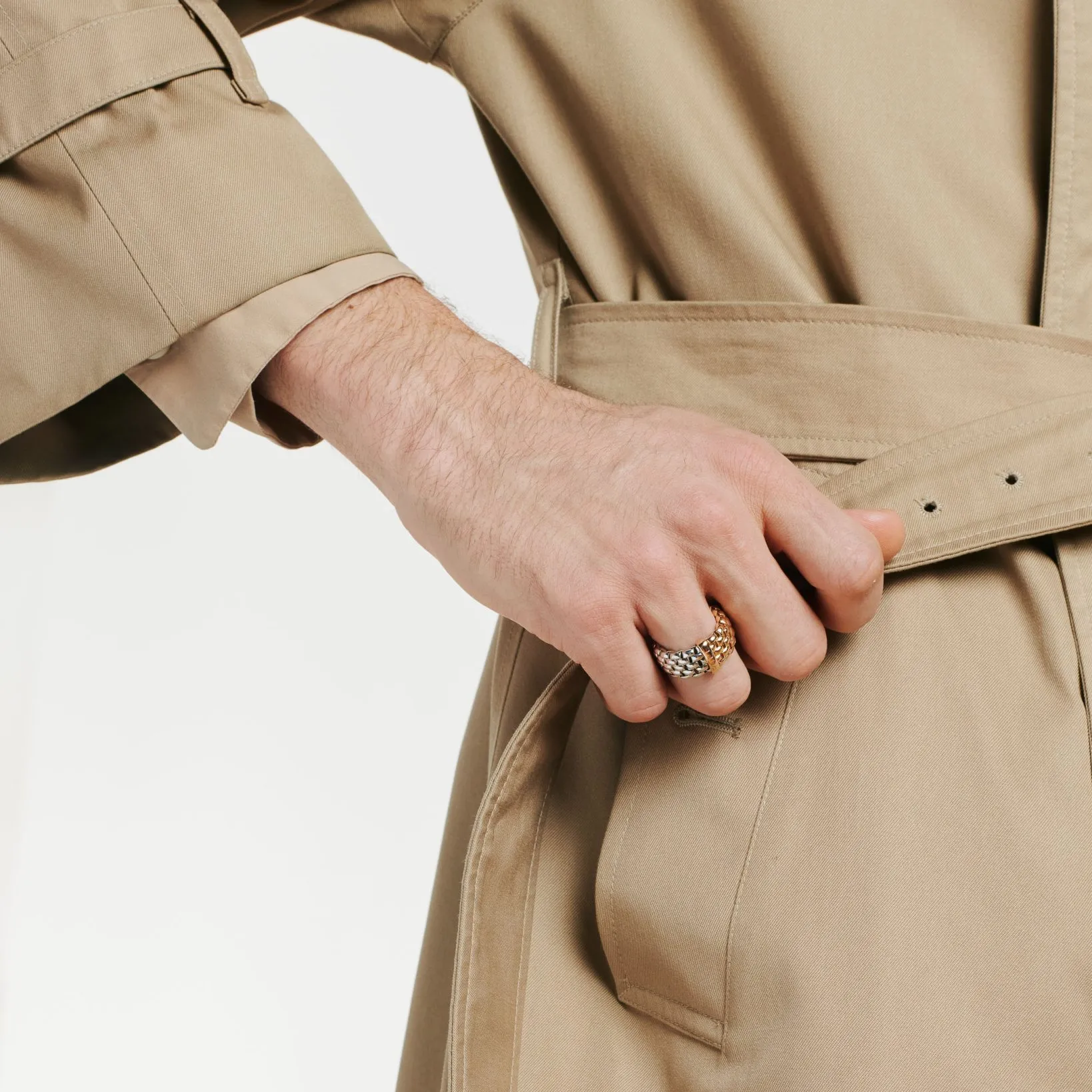 FOPE ESSENTIALS 18K Gold Bicolor Flex'it Ring With Oval Mesh - Jackson Hole Jewelry Company