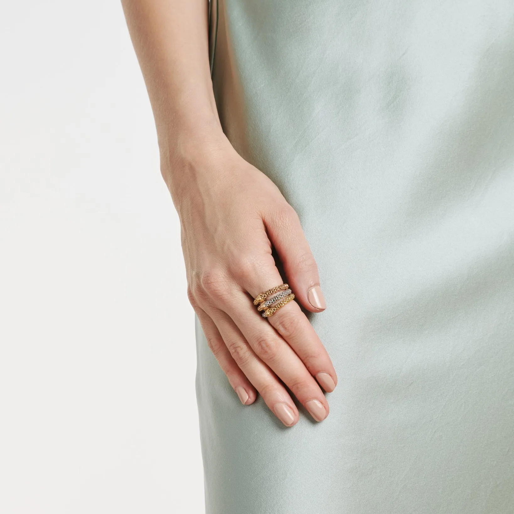 FOPE ESSENTIALS 18K Gold Bicolor Flex'it Ring With Round Mesh - Jackson Hole Jewelry Company