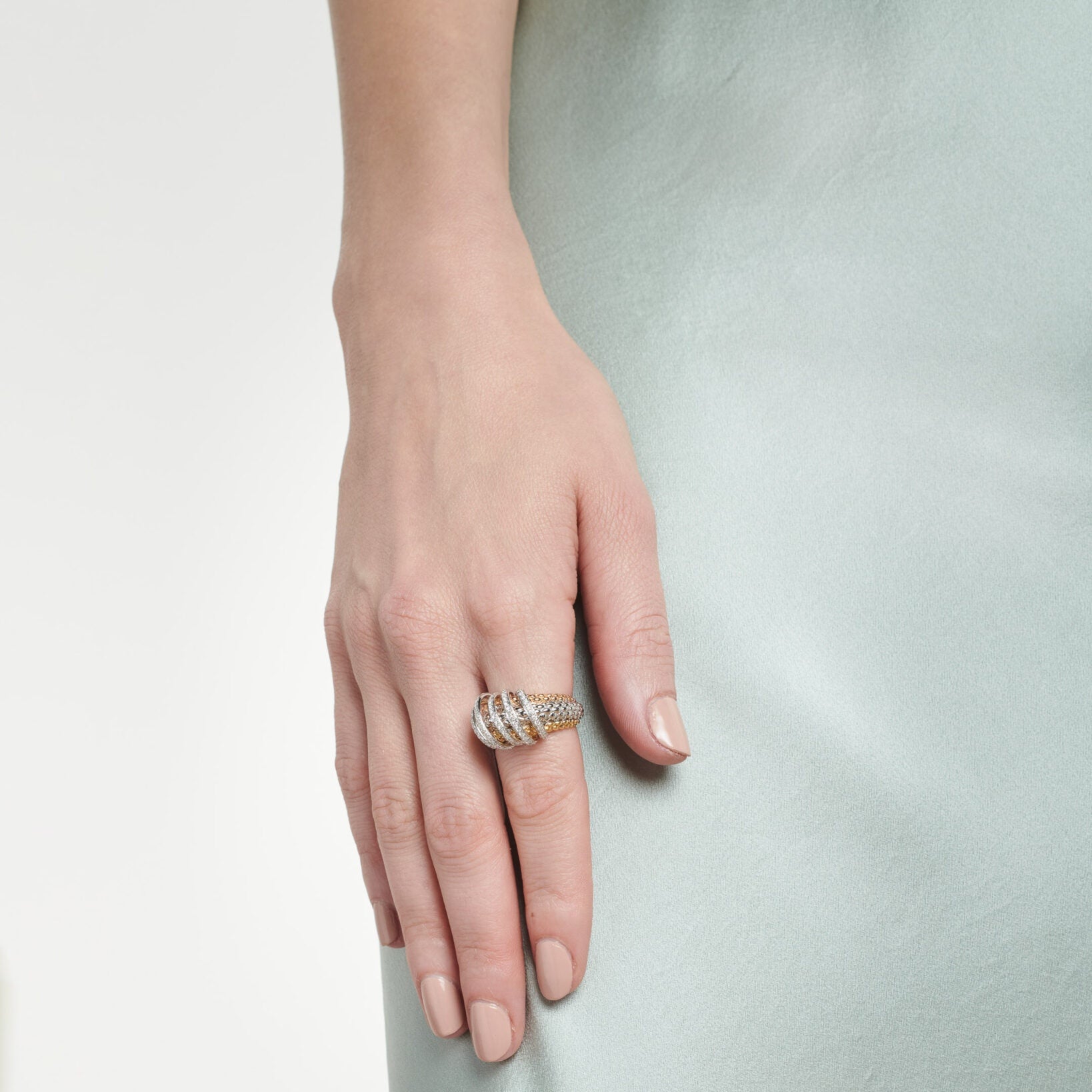 FOPE SOLO 18K Gold Ring with White Diamond Pavé - 0.70 carats - Jackson Hole Jewelry Company