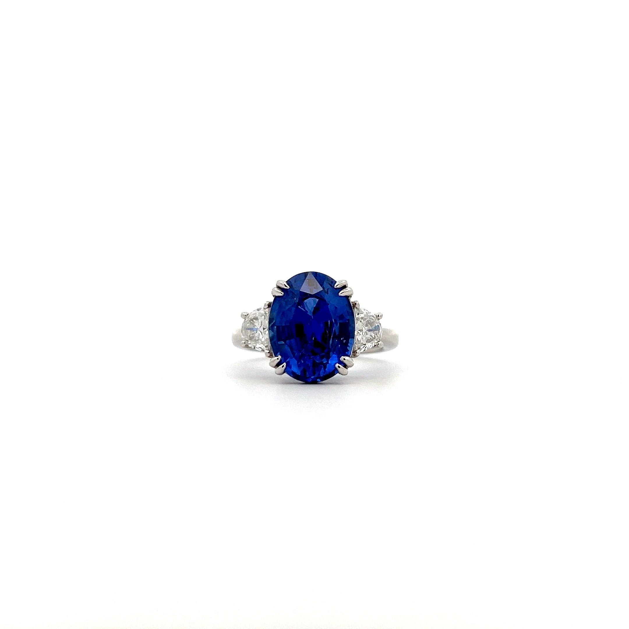 PLATINUM SAPPHIRE RING WITH 2 DIAMONDS - Jackson Hole Jewelry Company
