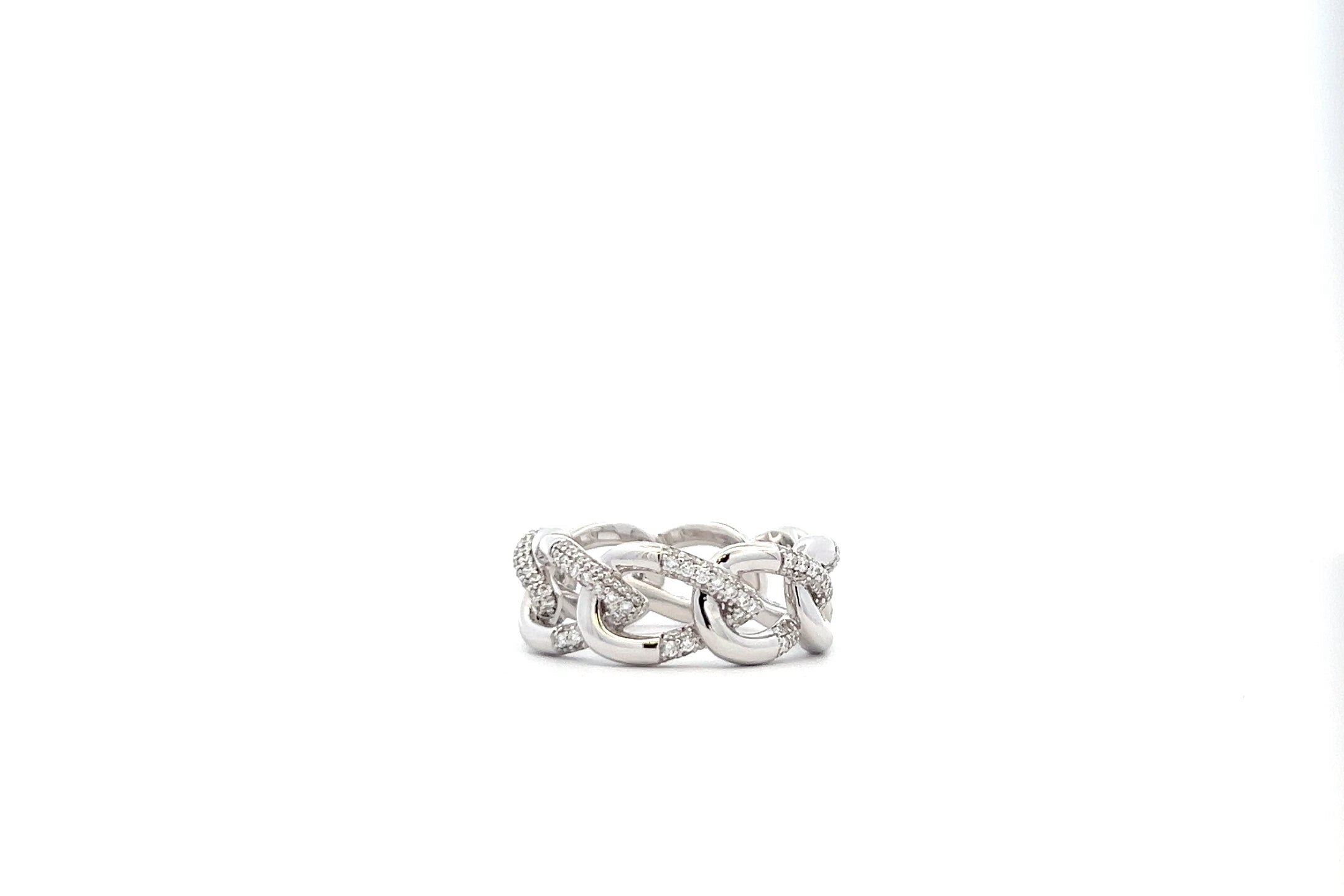 0.8Xcttw 18K White Gold Chain Link Ring Size 6 - Jackson Hole Jewelry Company