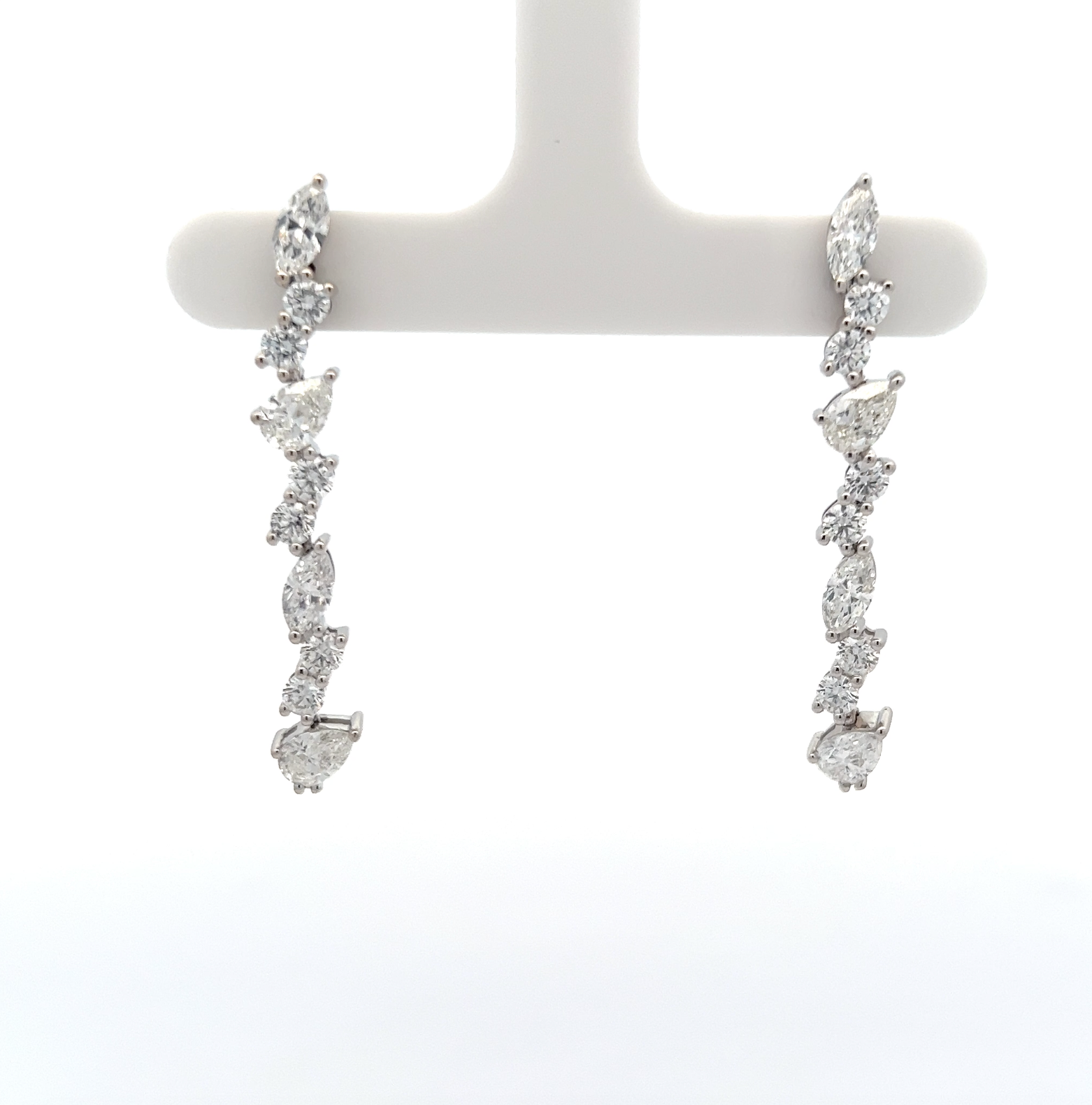 3.4Xcttw 18K White Gold Mixed Diamond Drop Earrings - Jackson Hole Jewelry Company