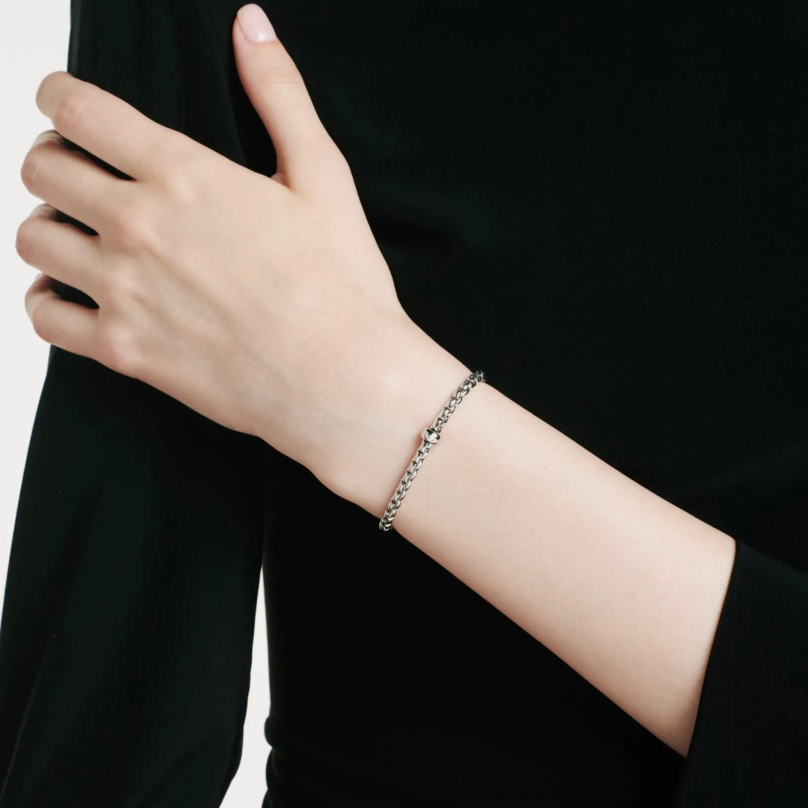 FOPE EKA 18K Gold Flex'it Bracelet with a White Diamond pave