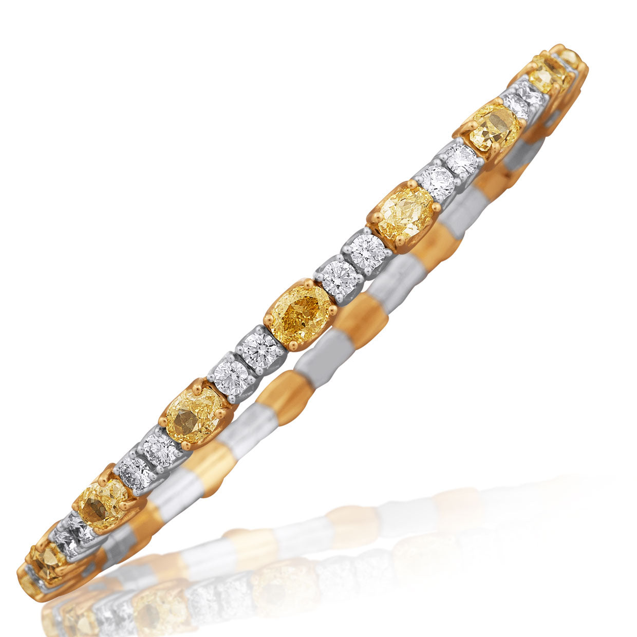 Picchiotti - Xpandable™ Oval & Round Diamond Bracelet in 18K White Gold - Jackson Hole Jewelry Company