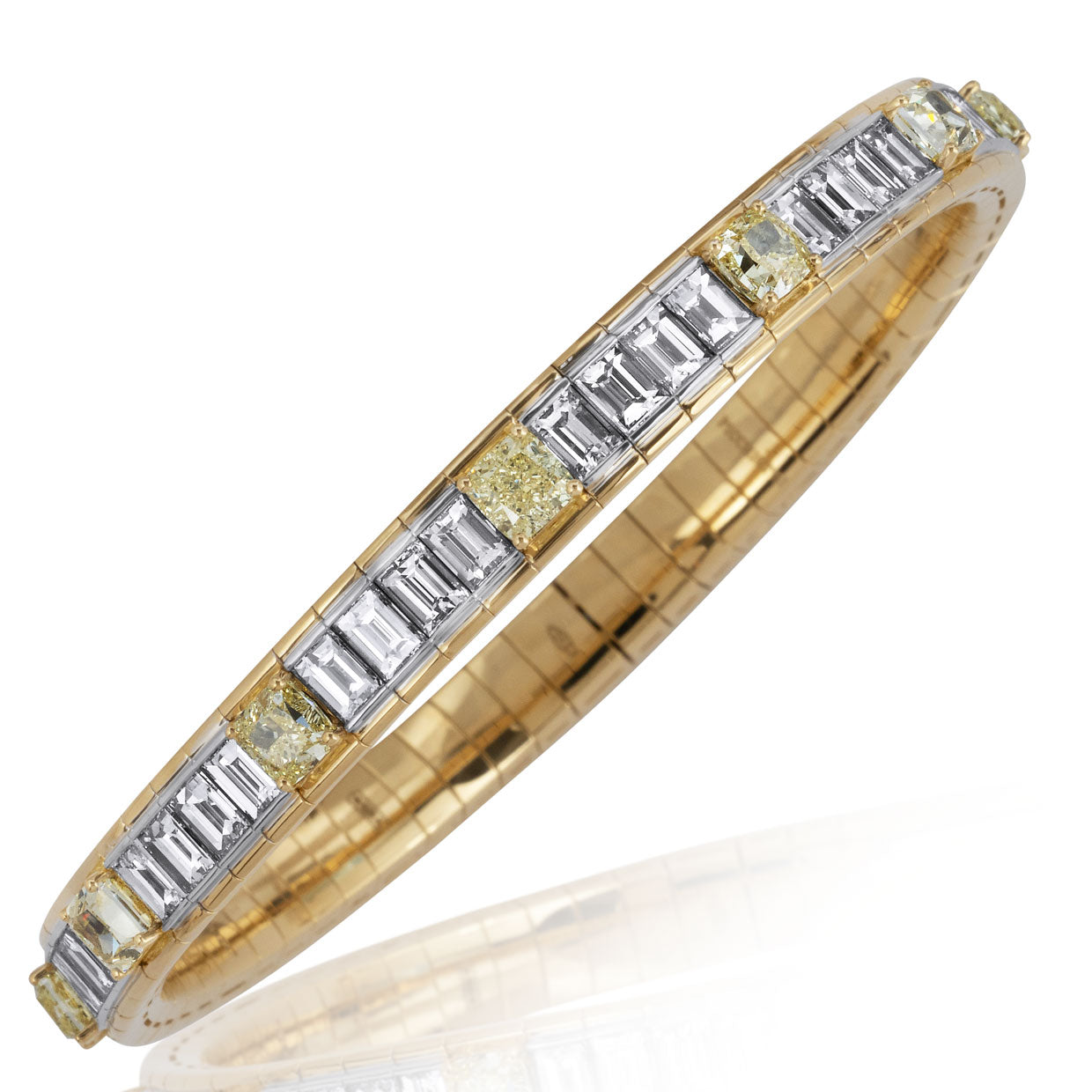 Picchiotti - Xpandable™ Cushion & Baguette Cut Diamond Bracelet in 18K Yellow Gold - Jackson Hole Jewelry Company