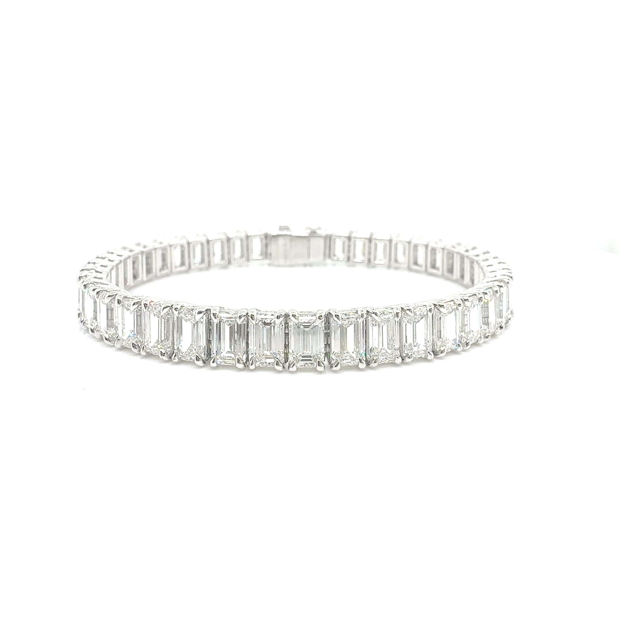 Emerald Cut Diamond Tennis Bracelet in Platinum - Jackson Hole Jewelry Company