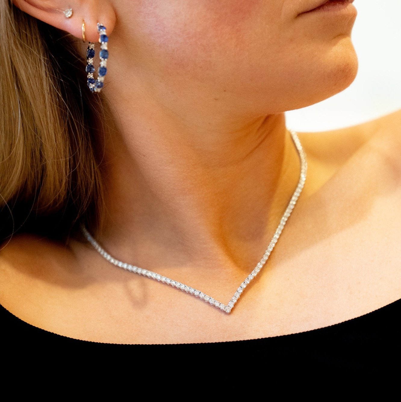 14K WHITE GOLD V SHAPE TENNIS NECKLACE - Jackson Hole Jewelry Company
