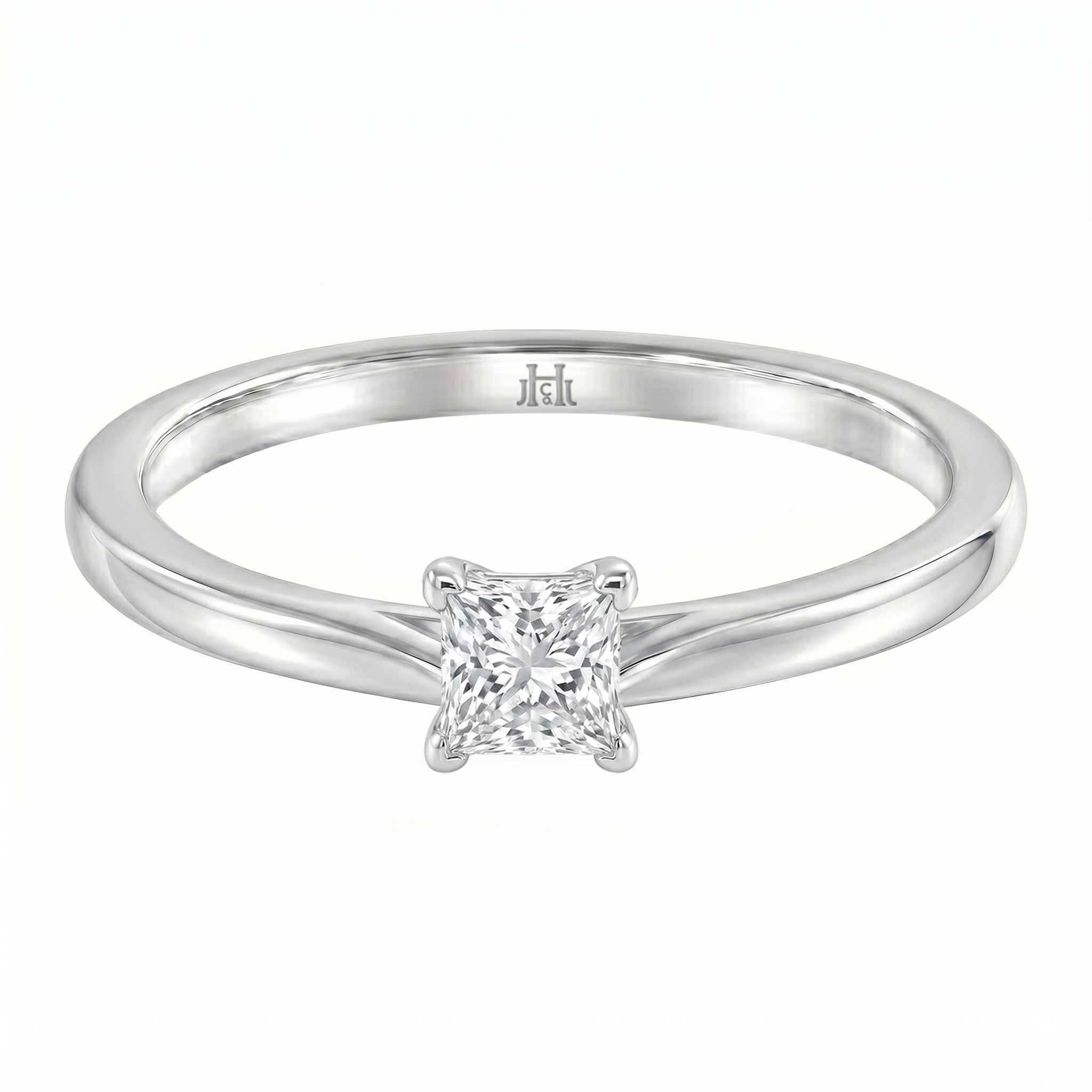 Le PeTeton Princess Cut Diamond Solitaire Engagement Ring in 18K Gold - Jackson Hole Jewelry Company