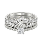 Le PeTeton Princess Cut Diamond Solitaire Engagement Trio Stack Rings with Pavé Set in 18K Gold - Jackson Hole Jewelry Company