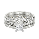 Le PeTeton Princess Cut Diamond Solitaire Engagement Trio Stack Rings in 18K Gold - Jackson Hole Jewelry Company