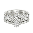 Le PeTeton Pear Shape Cut Diamond Solitaire Engagement Trio Stack Rings in 18K Gold - Jackson Hole Jewelry Company