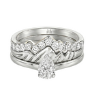 Le PeTeton Pear Shape Cut Diamond Solitaire Engagement Trio Stack Rings in 18K Gold - Jackson Hole Jewelry Company