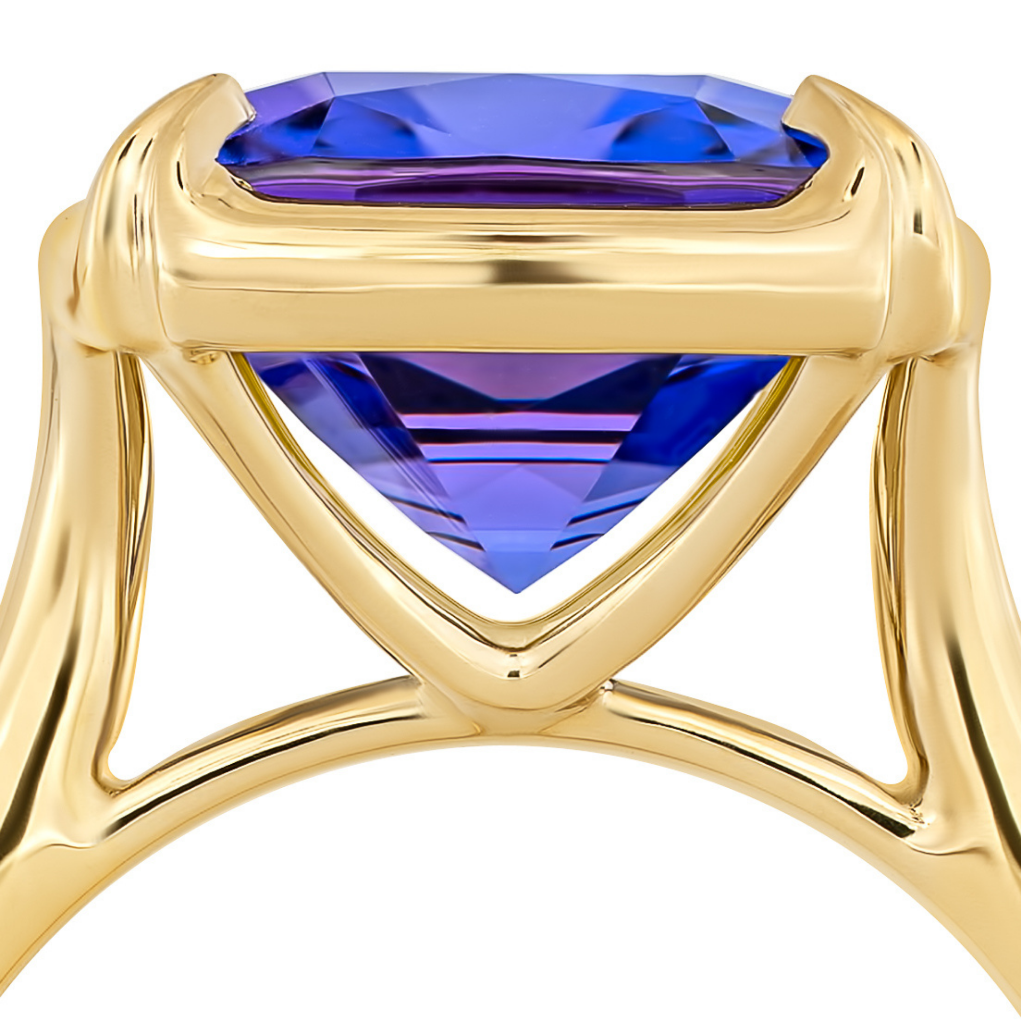 Omi Privé Tanzanite Ring in 18K Yellow Gold - Jackson Hole Jewelry Company
