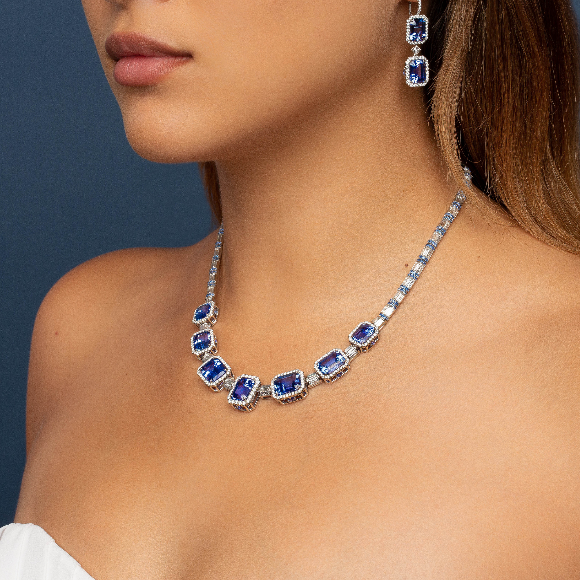 Omi Privé Blue Sapphire & Diamond Necklace in Platinum - Jackson Hole Jewelry Company