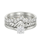 Le PeTeton Round French Cut Diamond Solitaire Engagement Trio Stack Rings in 18K Gold - Jackson Hole Jewelry Company