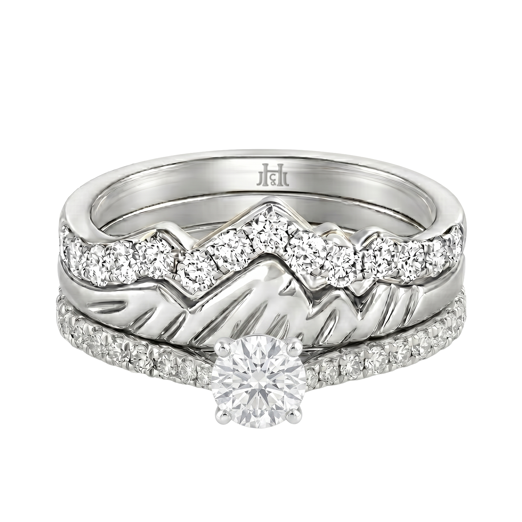 Le PeTeton Round French Cut Diamond Solitaire Engagement Trio Stack Rings with Pavé Set in 18K Gold - Jackson Hole Jewelry Company