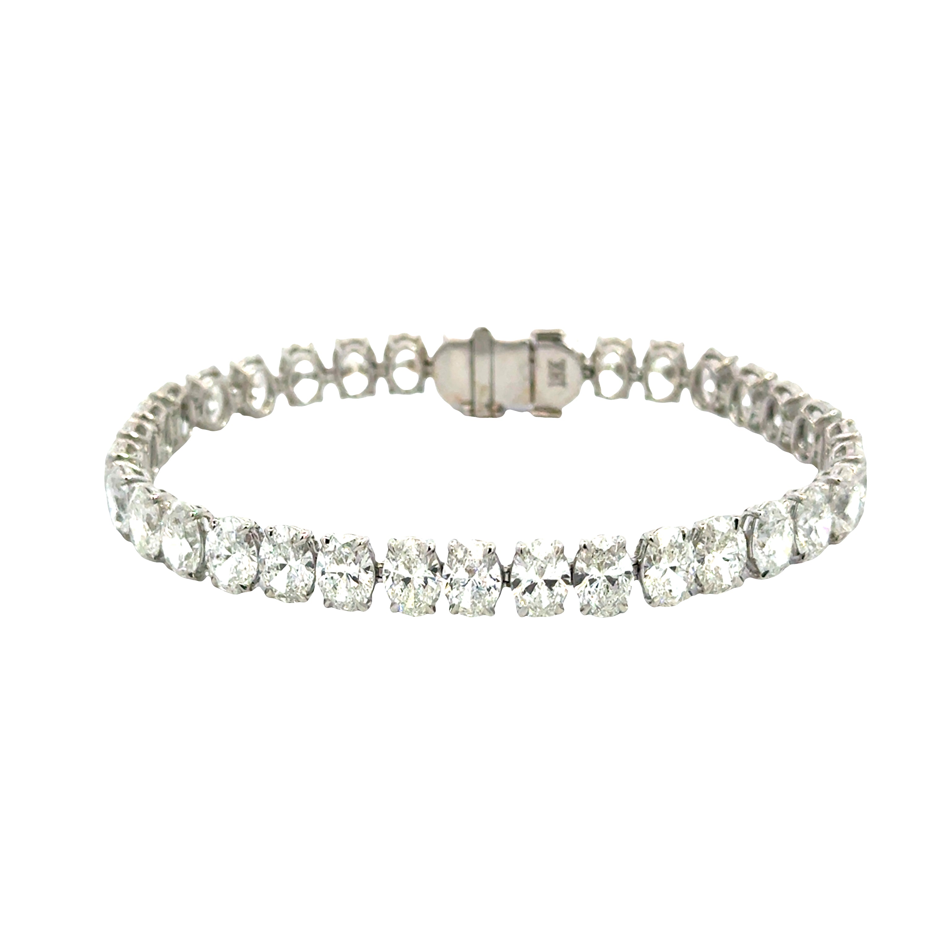 18K WHITE GOLD OVAL CUT TENNIS BRACELET WITH WHITE DIAMONDS - Jackson Hole Jewelry Company