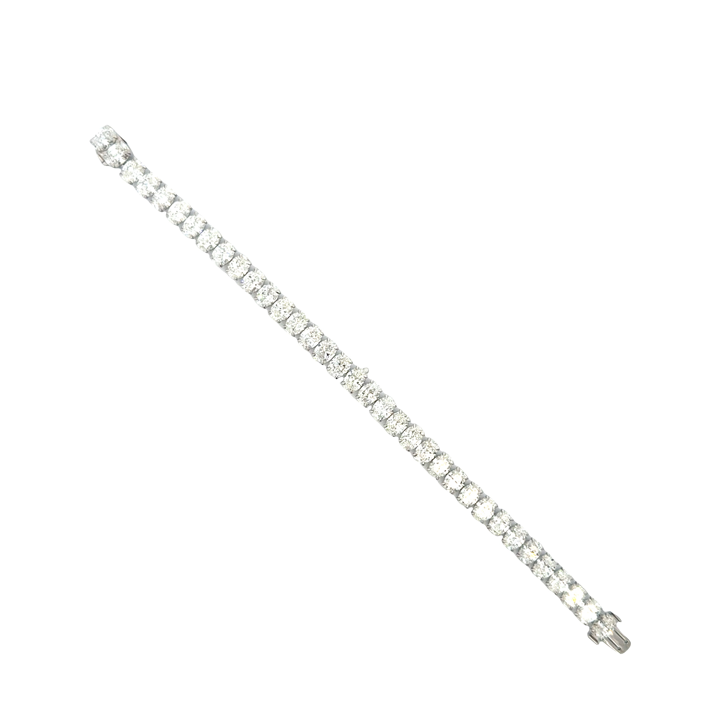 18K WHITE GOLD OVAL CUT TENNIS BRACELET WITH WHITE DIAMONDS - Jackson Hole Jewelry Company