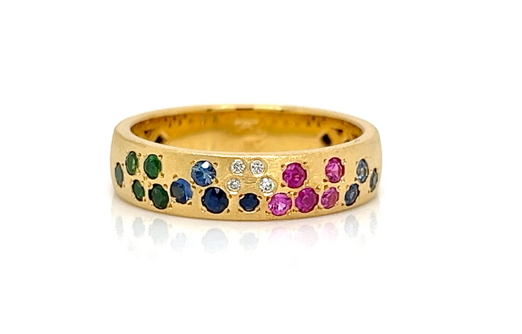 14K YELLOW GOLD BAND WITH MULTICOLORED SAPPHIRE AND DIAMONDS