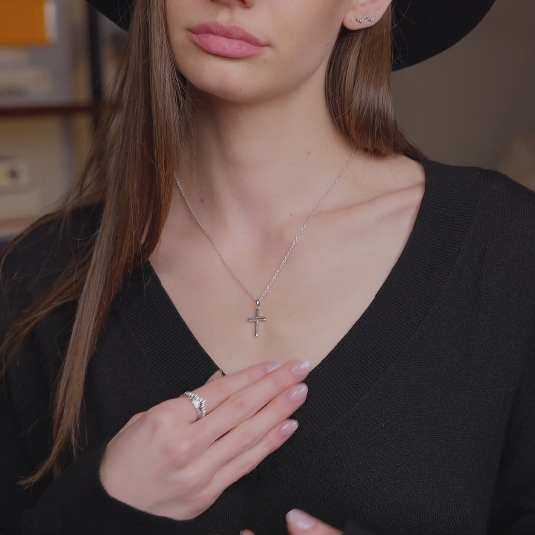 Teton Cross Necklace in Sterling Silver – Jackson Hole Jewelry Company